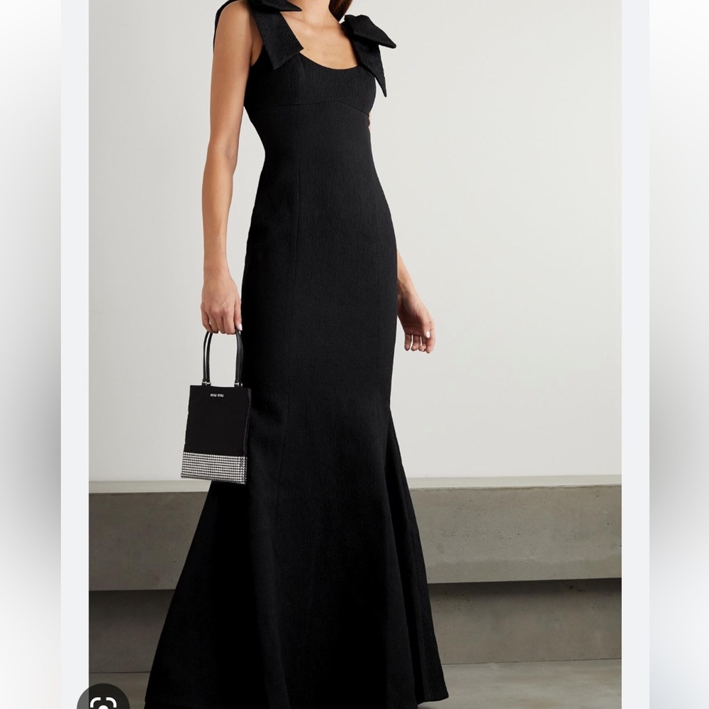 Stunning Rebecca Vallance dress / gown black 4